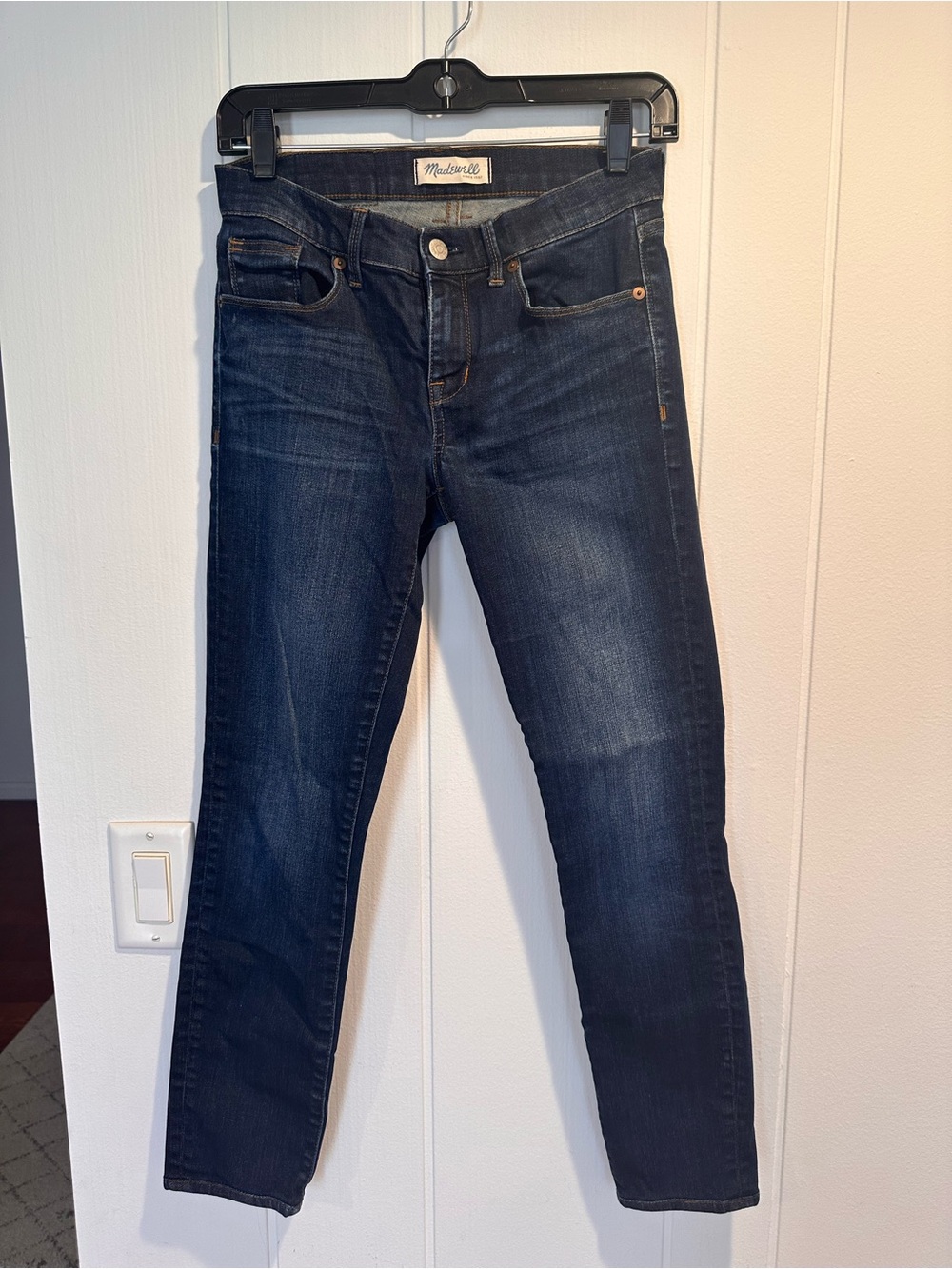 EUC Madewell High Rise Skinny Jeans - Dark Wash - Size 26